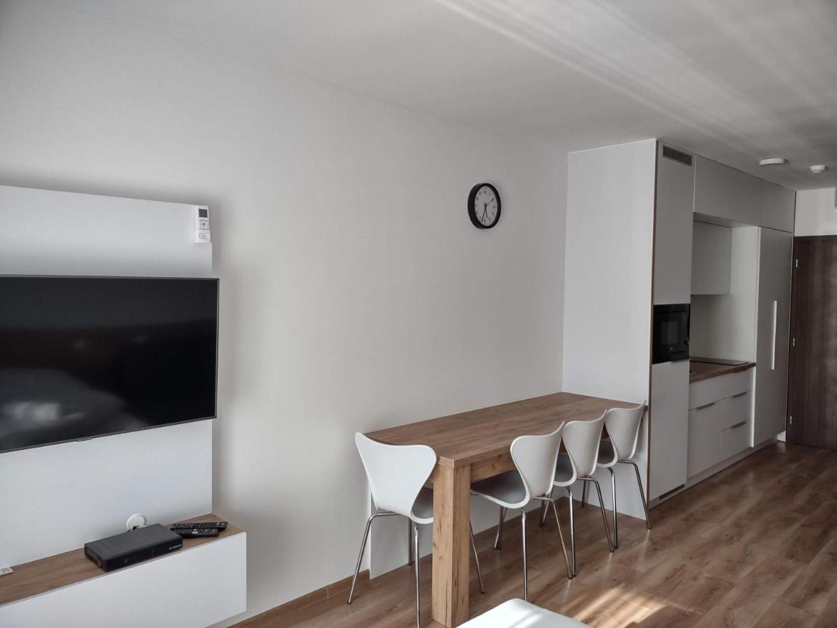 Apartman Kyjev Podhájska Zewnętrze zdjęcie