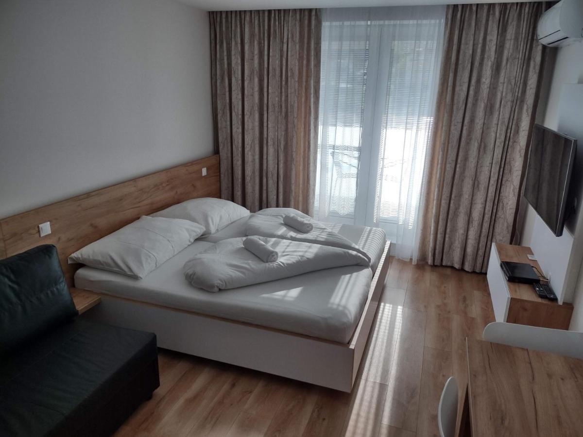 Apartman Kyjev Podhájska Zewnętrze zdjęcie