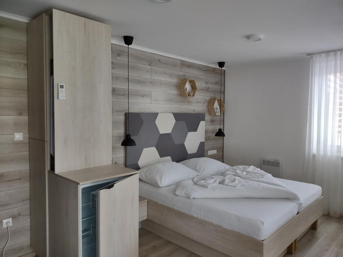 Apartman Kyjev Podhájska Zewnętrze zdjęcie