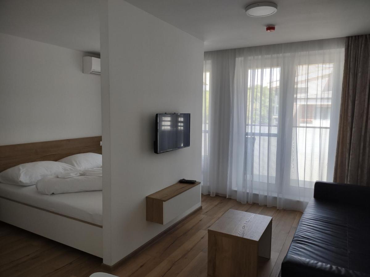 Apartman Kyjev Podhájska Zewnętrze zdjęcie