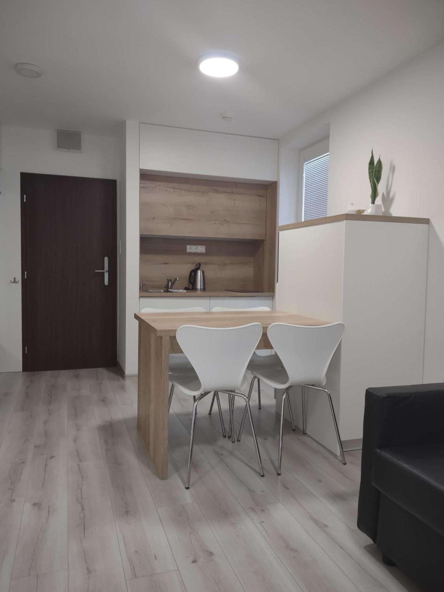 Apartman Kyjev Podhájska Zewnętrze zdjęcie